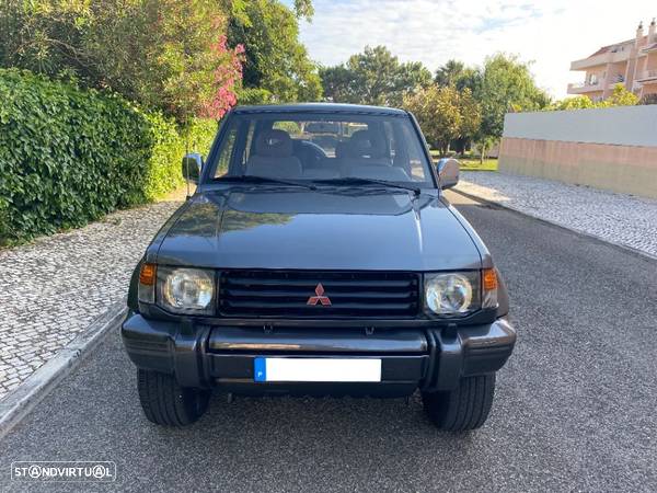 Mitsubishi Pajero 2.5 TDi GLS - 13