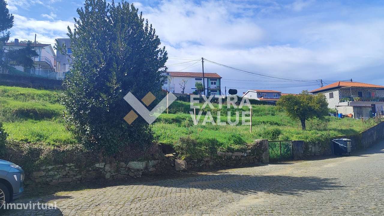 Lote de Terreno  Venda em Nogueira, Fraião e Lamaçães,Braga-8