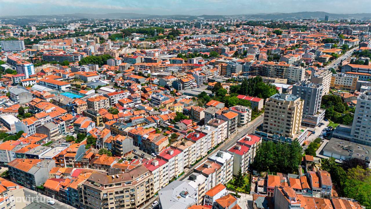 Apartamento T2 em Cedofeita, Porto - Oportunidade Única!-16