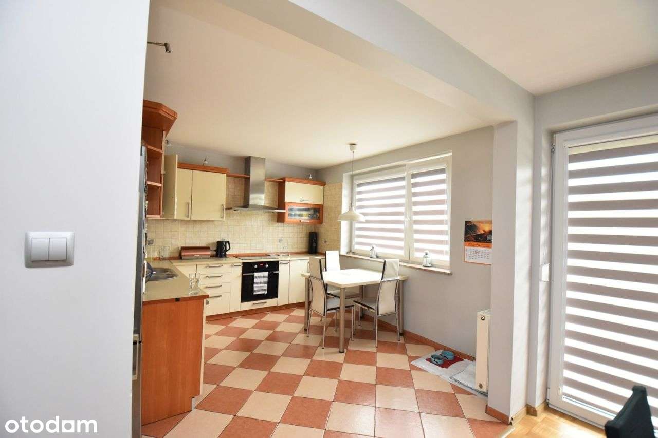 Dom, 185 m², Zelów-19