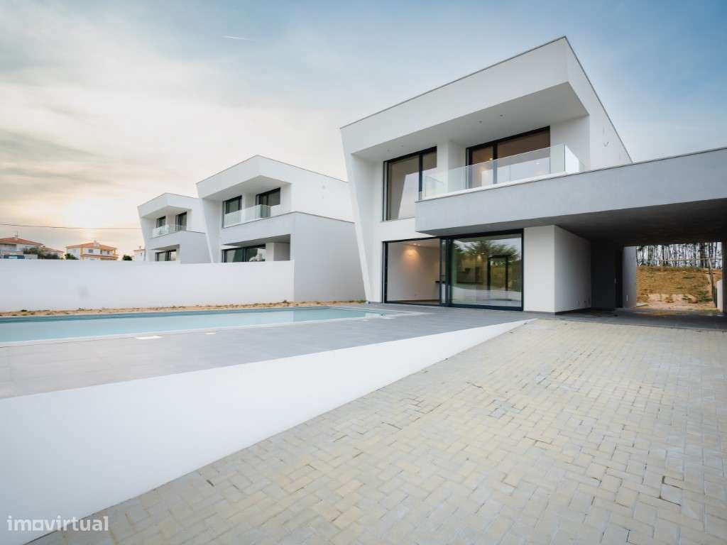 Moradia T4 nova com piscina com vista do Castelo de Óbidos - Grande imagem: 2/41