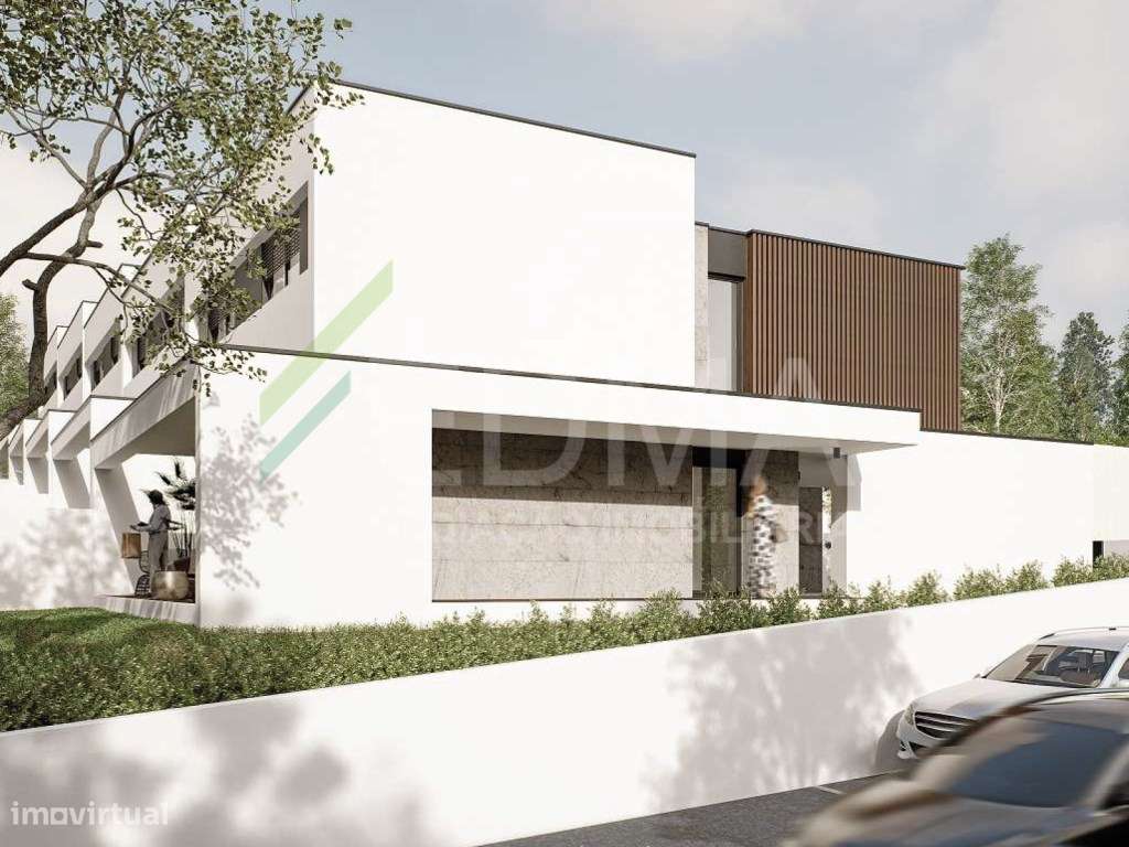 Moradias em Banda e e Gaveto Vale São Martinho-7