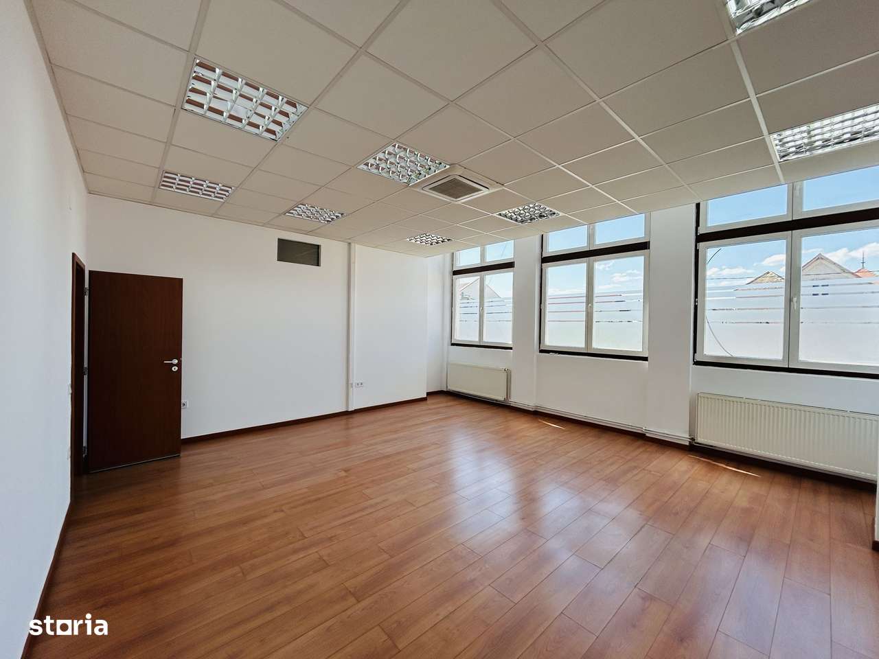 Spatiu comercial de inchiriat in Sibiu - Piata Cluj – 876 mpu - Imagine principală: 2/20