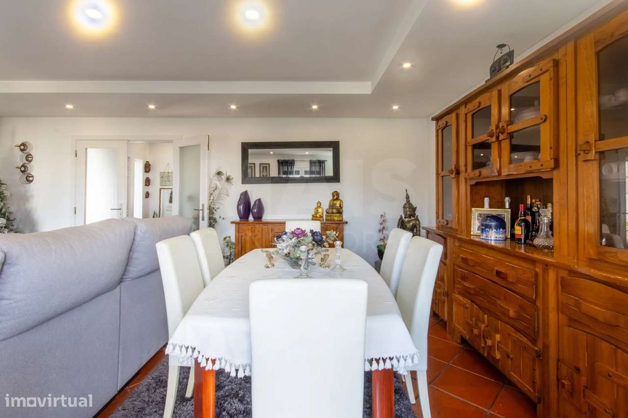 Moradia térrea T4 com anexo e 5.000 m2 de terreno em Geraldes - Grande imagem: 5/50