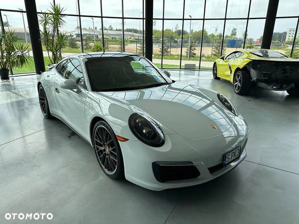 Porsche 911 Carrera 4S PDK - 2