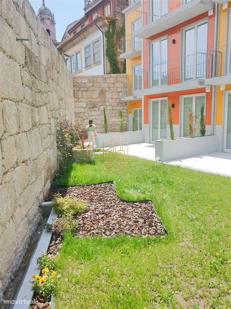 Apartamento T0+1 Turnkey Premium com Garagem e Duas Varandas — Centro-6