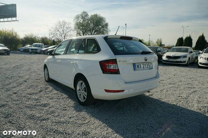 Skoda Fabia 1.0 TSI Ambition - 10