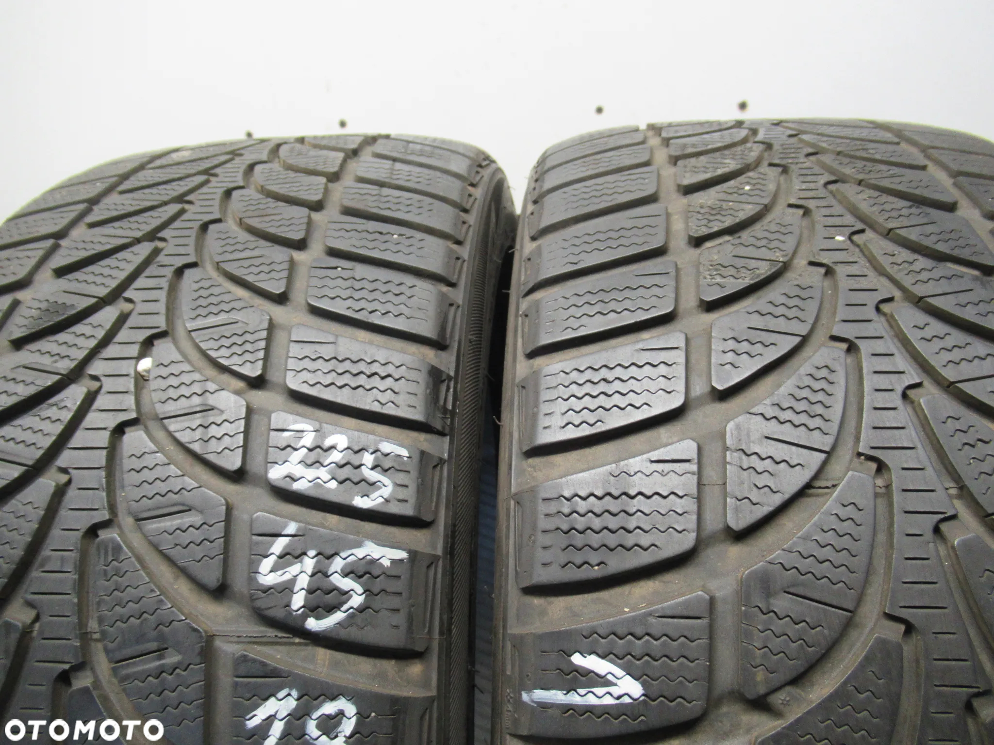 2x Bridgestone Blizzak LM-32 225/45/18 95H nr.1803 - 2