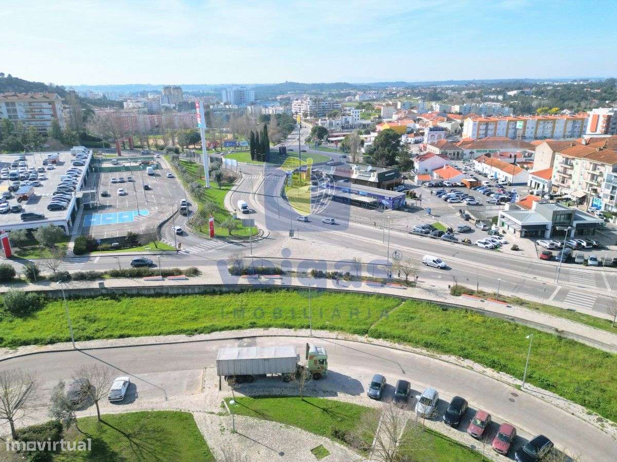 Lote para edífico com 5 pisos e 2 caves em Santarém com vista urbana-15