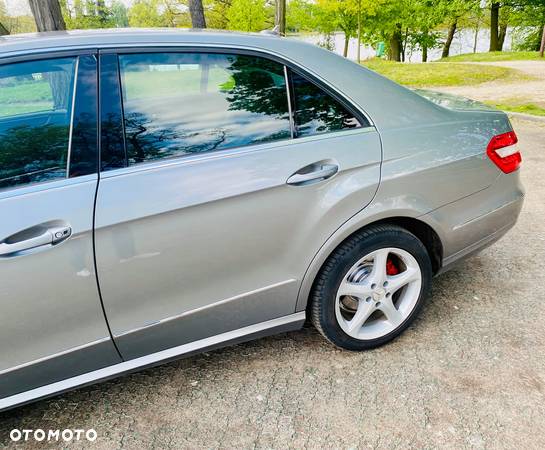 Mercedes-Benz Klasa E 220 T CDI Automatik Elegance - 3