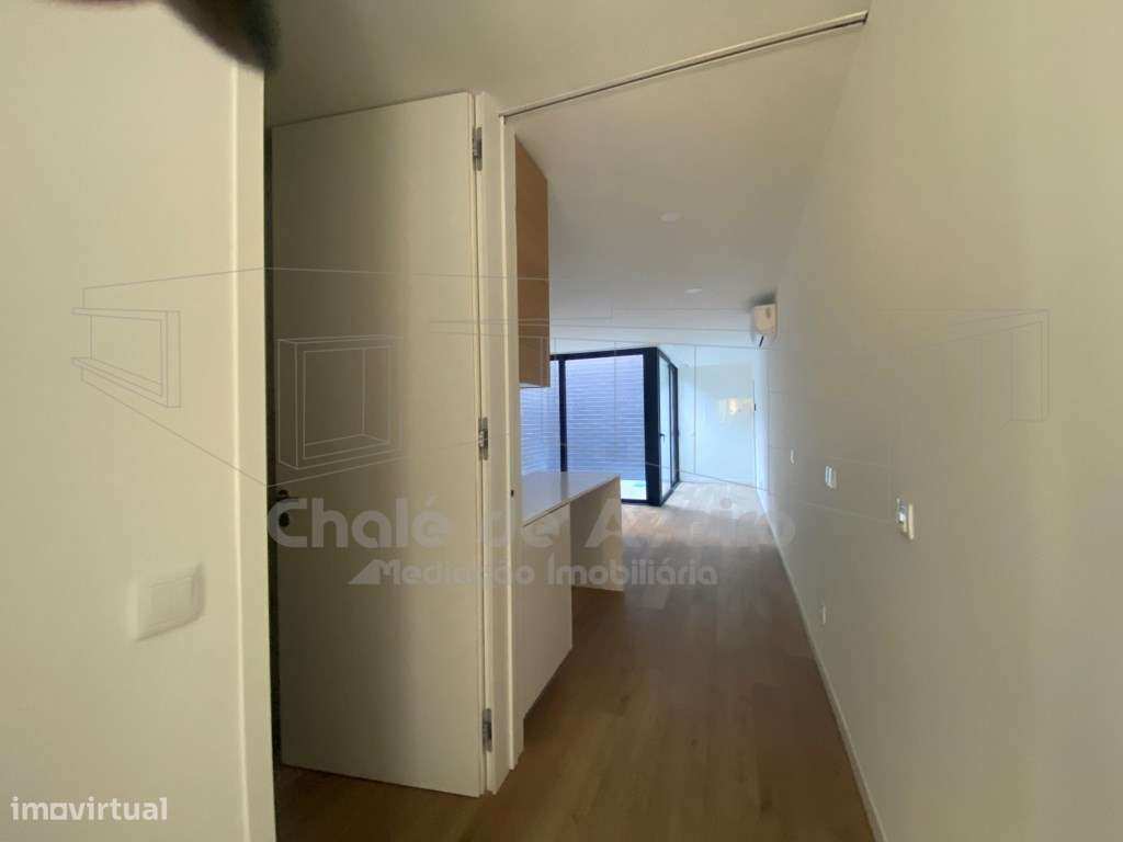 Apartamento T1 centro de Aveiro com lugar de estacionamento-8