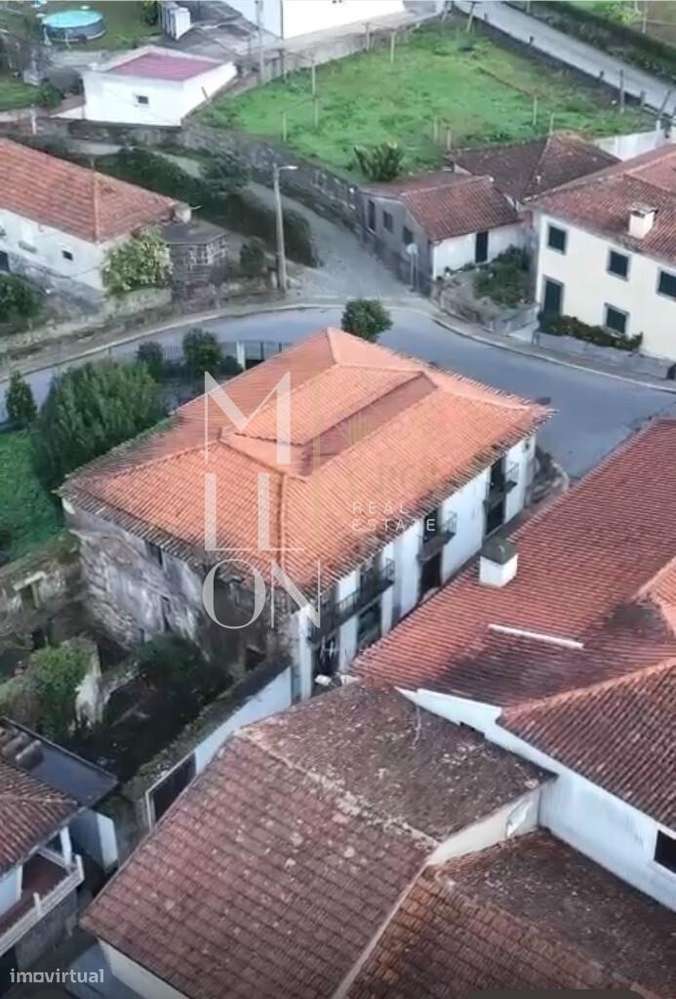Moradia para Restauro Total – Vila de Barrosas, Felgueiras - Grande imagem: 4/5