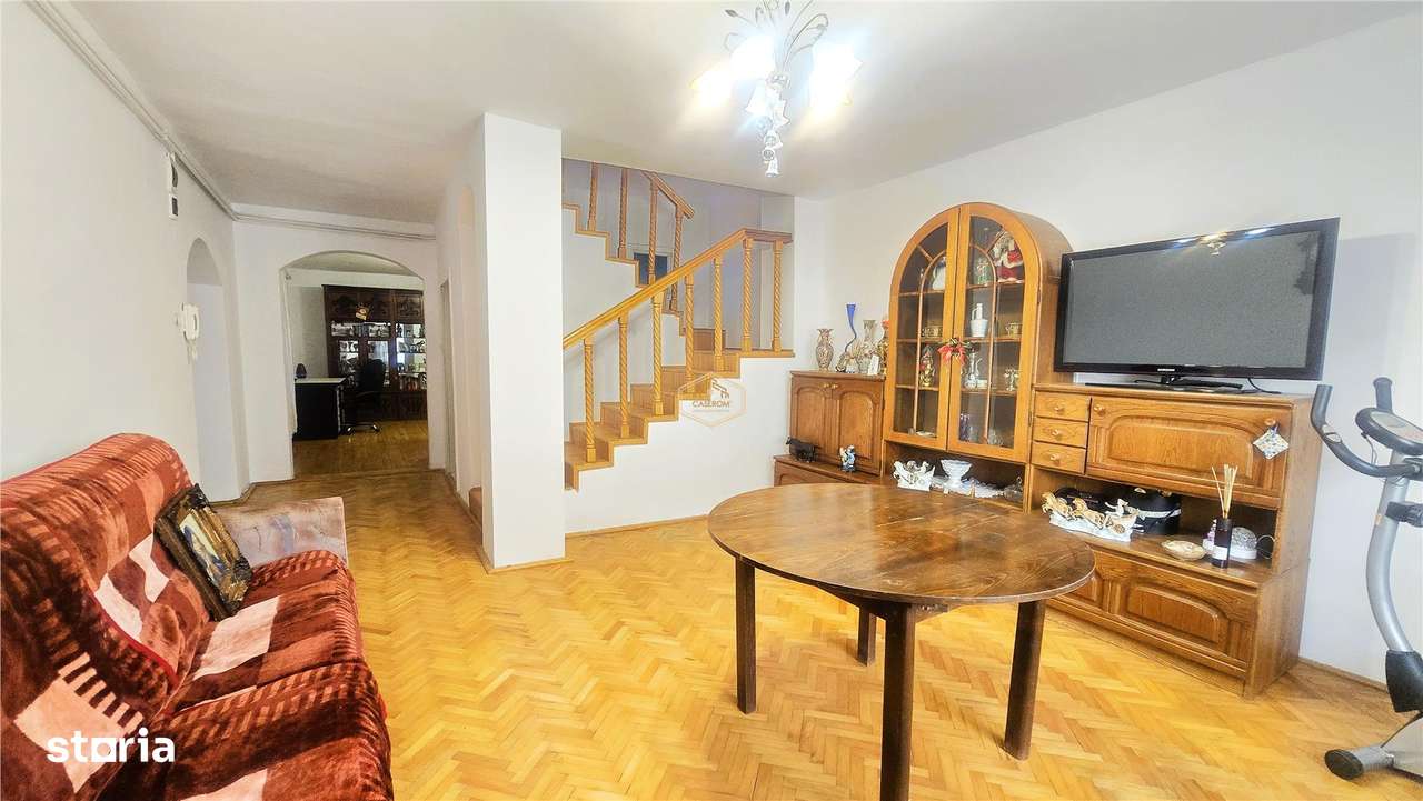 VIDEO | Casa spatioasa cu 8 camere, garaj si curte proprie | Baritiu-5