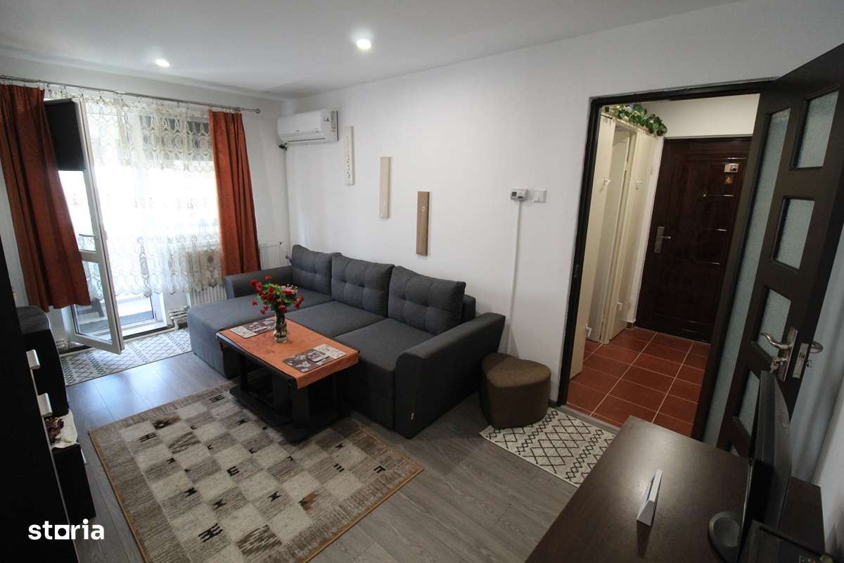 Vând apartament 2 camere în Hunedoara, zona M5-Str.Rândunicii, 40mp .. - Imagine principală: 2/9