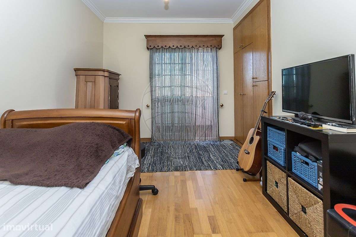 Moradia T4 para venda-27