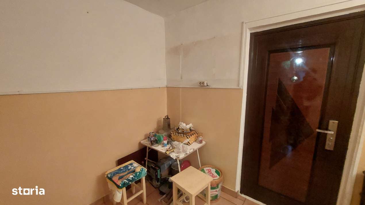 Camera de camin, 20mp, parter, cartier Sarari, zona Liceul Henri Coand - Imagine principală: 4/4