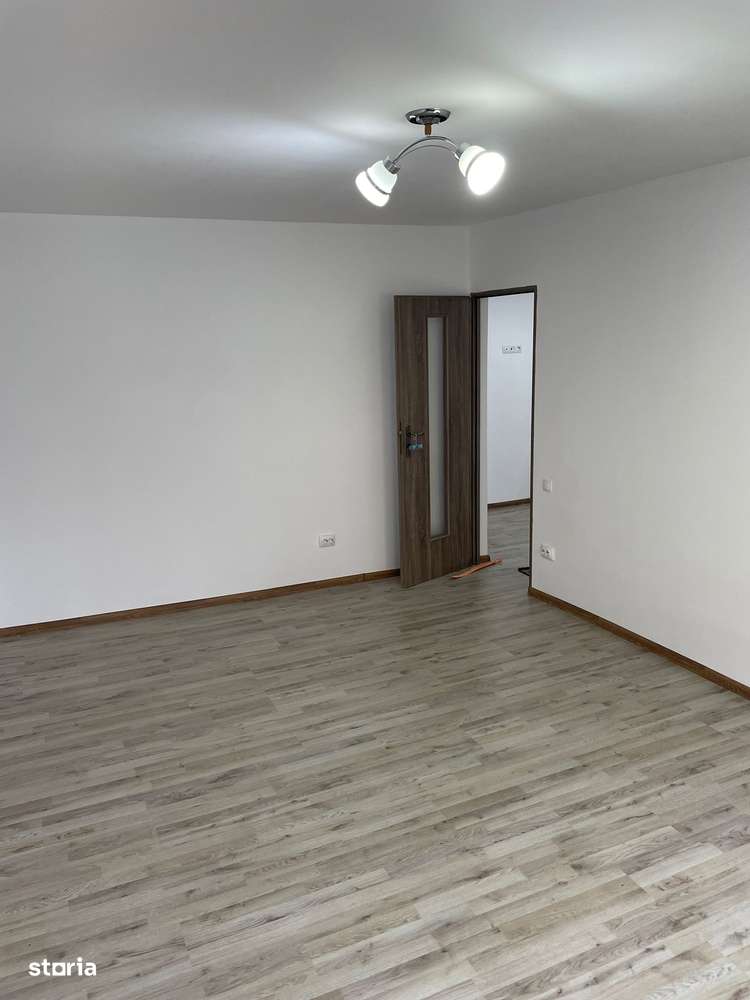 De vanzare apartament 2 camere, zona 800 - Imagine principală: 2/10