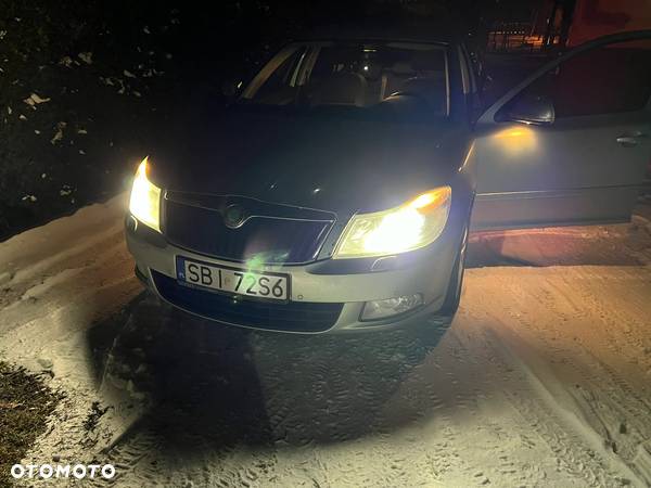 Skoda Octavia 2.0 TDI DPF Elegance - 33