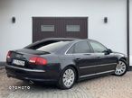 Audi A8 4.2 Quattro - 10