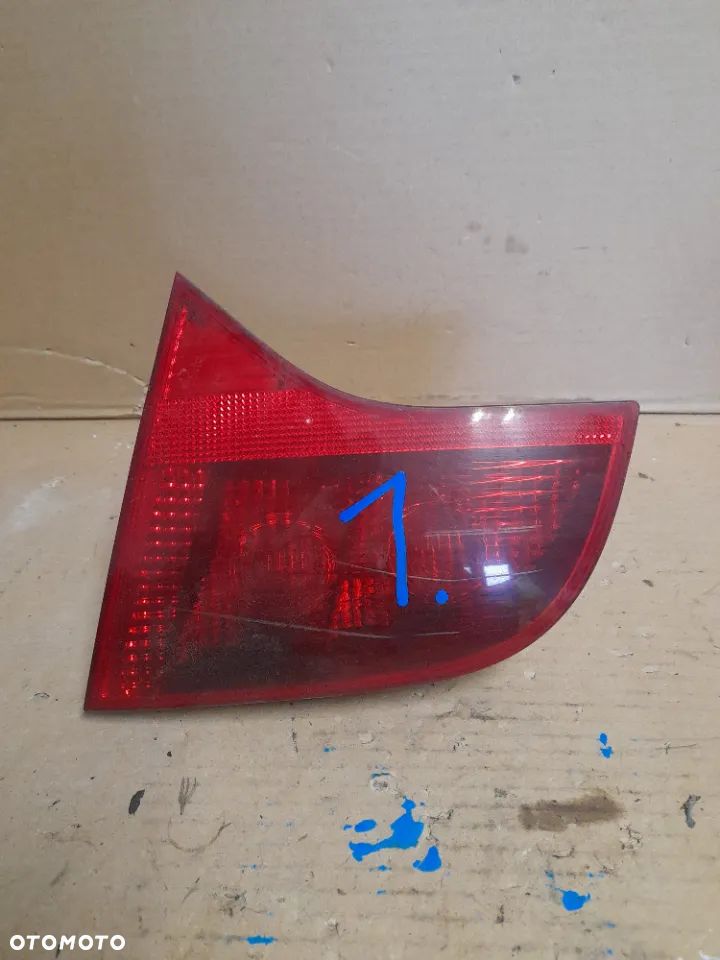 LAMPA PRAWY TYŁ AUDI A4 B7 nr 8E9945094 - 1