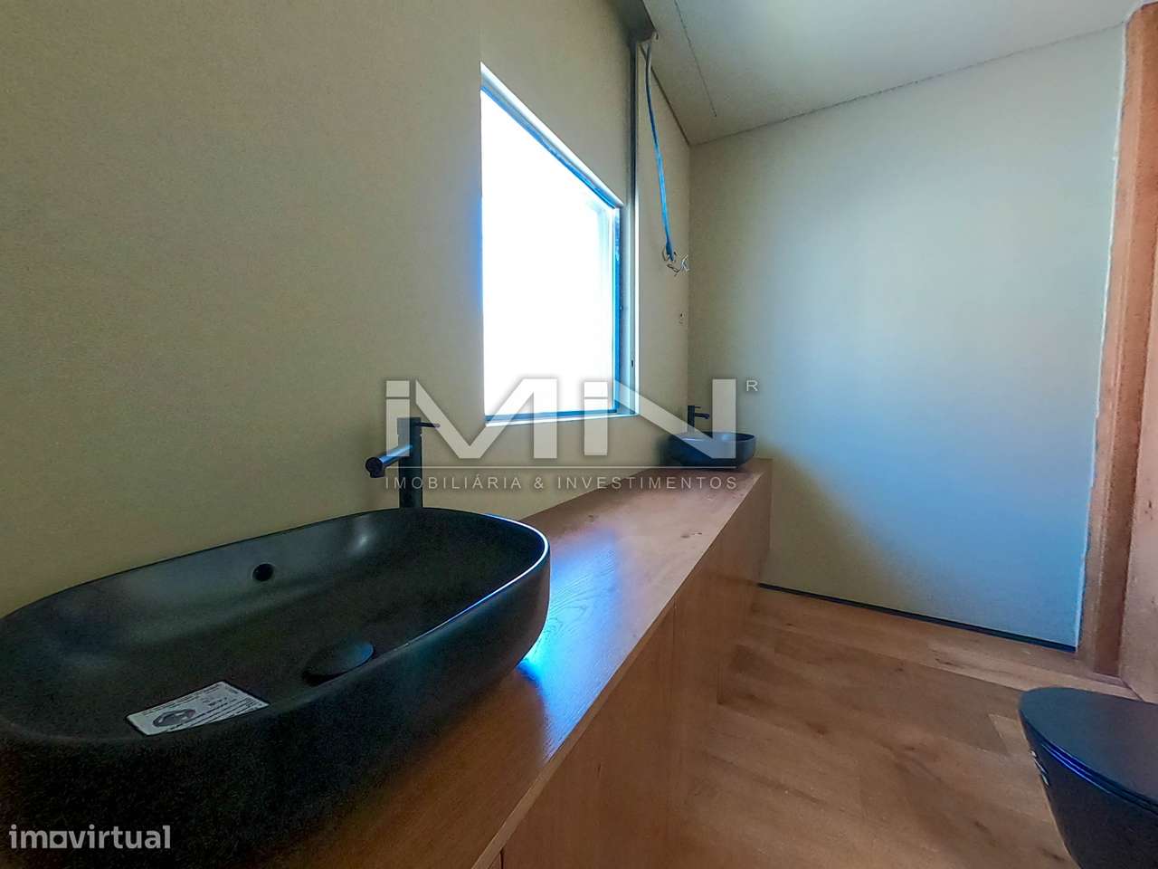 Moradia V4 -c/ piscina - 5 km do Porto-26