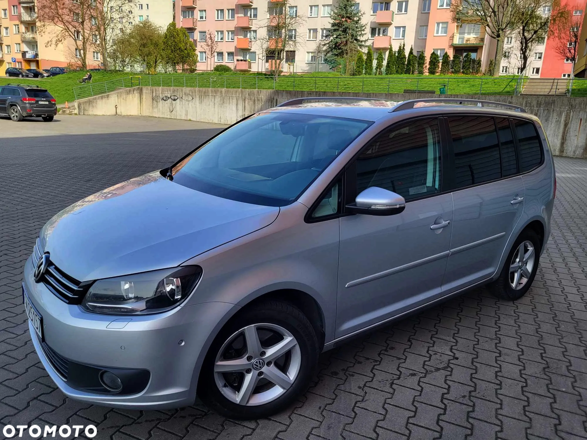 Volkswagen Touran 2.0 TDI DPF Highline - 12