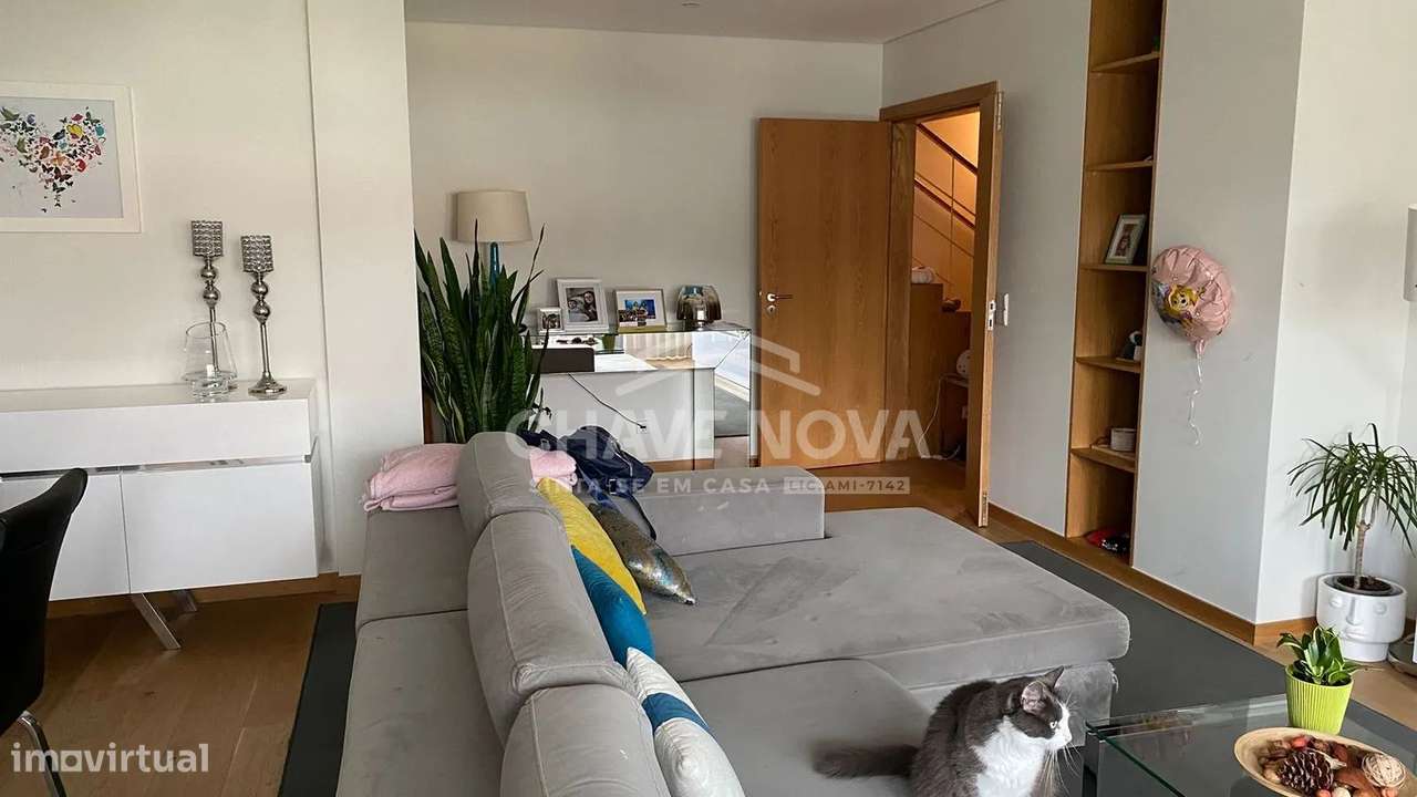 T4 Duplex c/ Lugar de Garagem em Paranhos, Porto - Grande imagem: 4/36