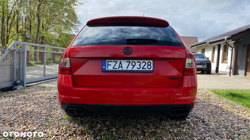 Skoda Octavia 2.0 TDI (Green tec) RS - 11