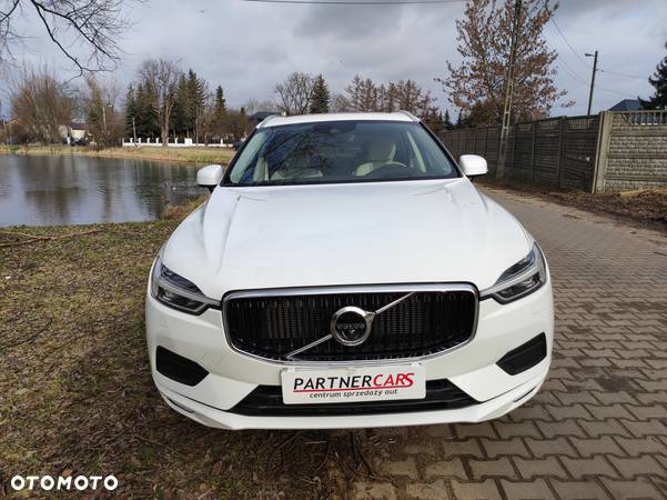 Volvo XC 60 T5 AWD Geartronic Momentum - 9