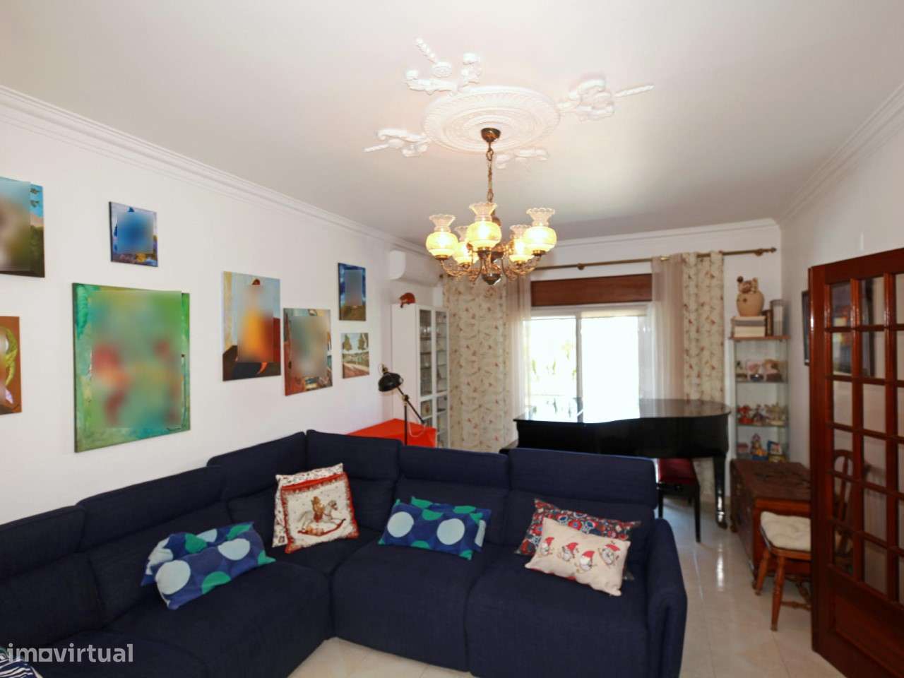 Vendo Moradia V4 em Vale de Milhaços - Corroios - Grande imagem: 2/8