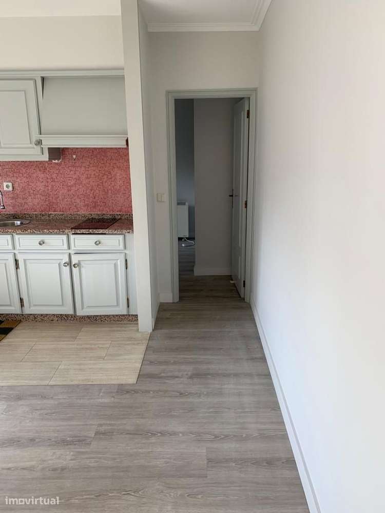 T1 cozinha equipada em Vila Verde - Grande imagem: 2/8