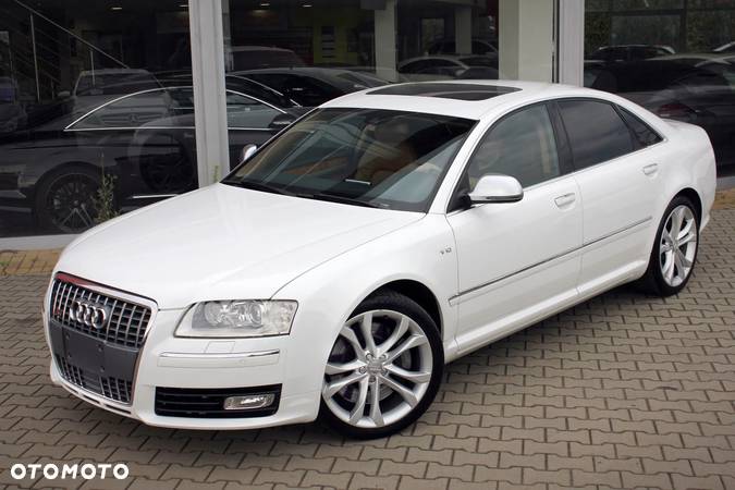 Audi S8 5.2 FSI Quattro - 10