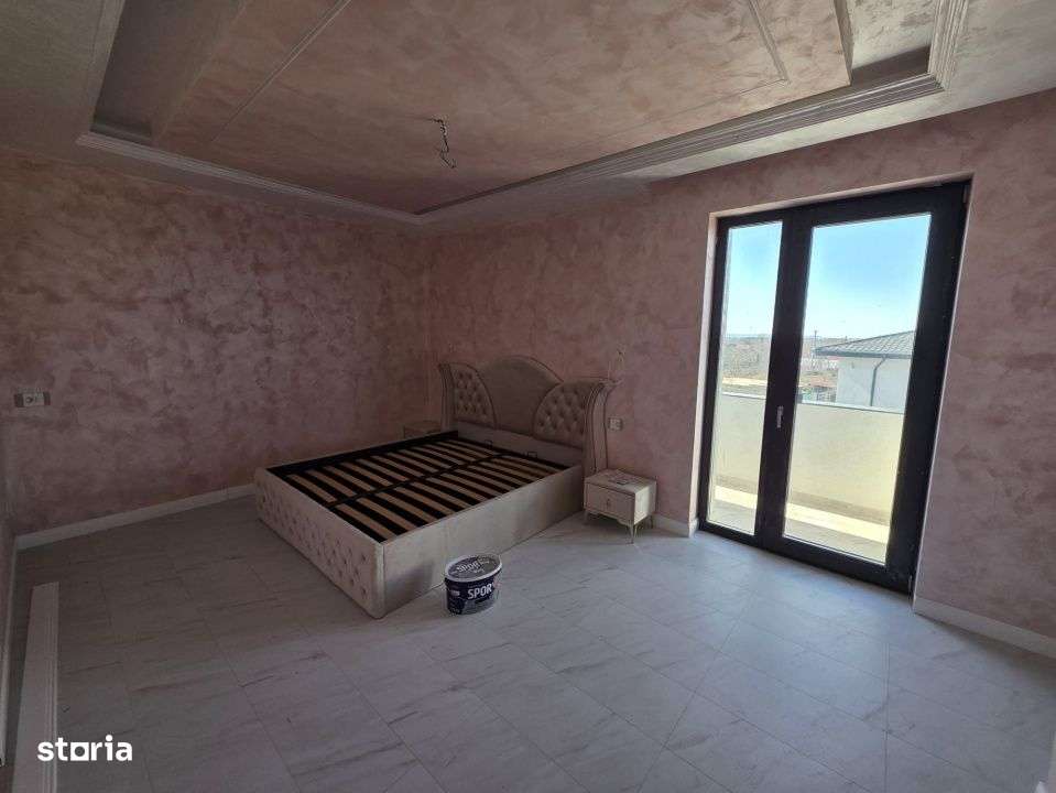 Vila eleganta centru Aroneanu-13