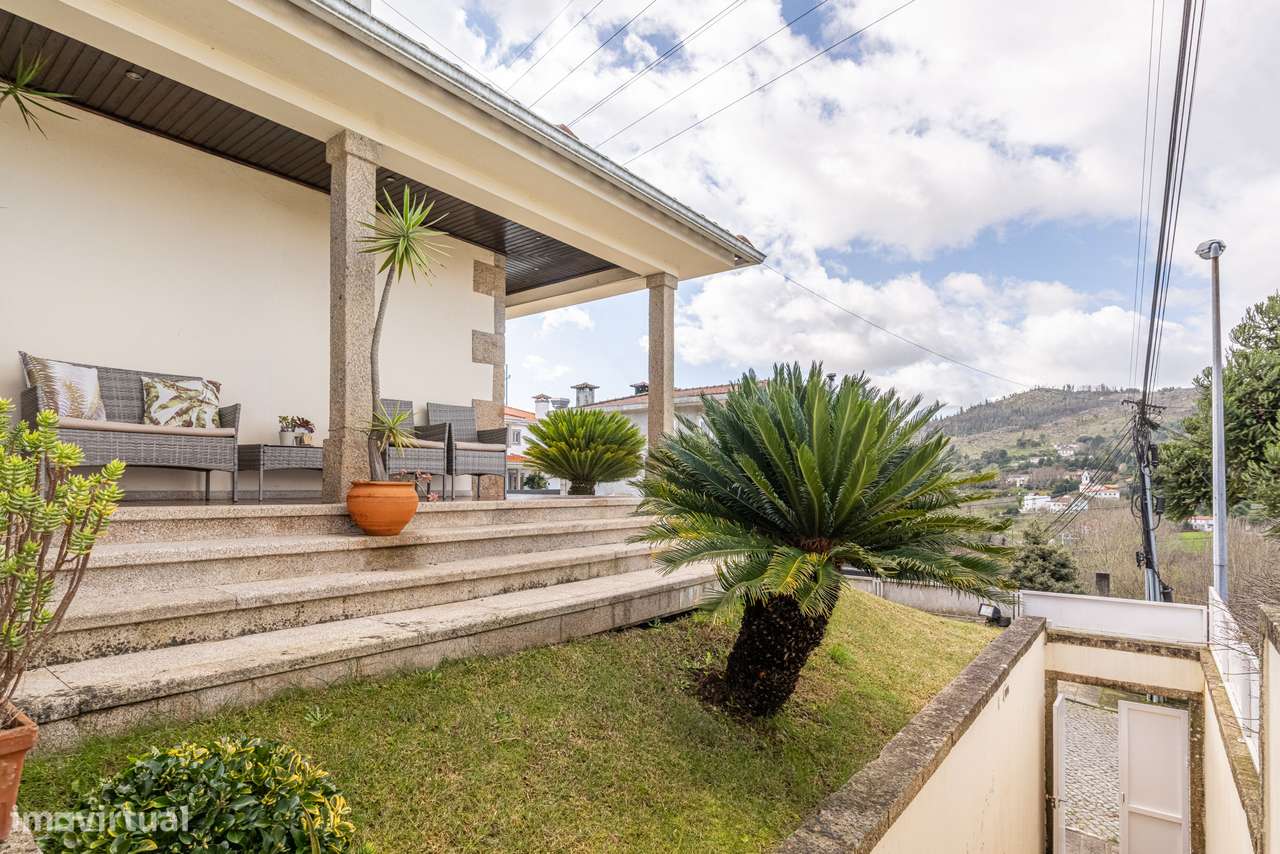 Moradia térrea T5 em Gondizalves - Braga-38