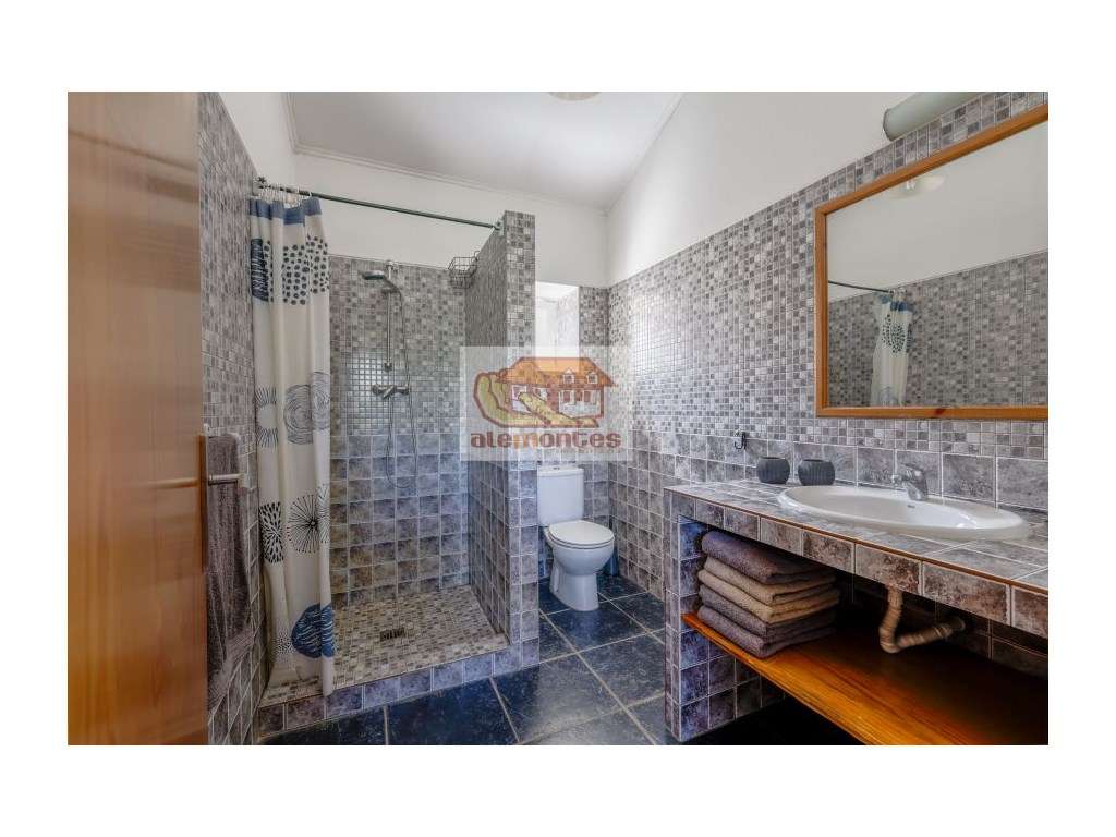 Monte Alentejano com 3 casas na Serra de Grândola! - Grande imagem: 4/23