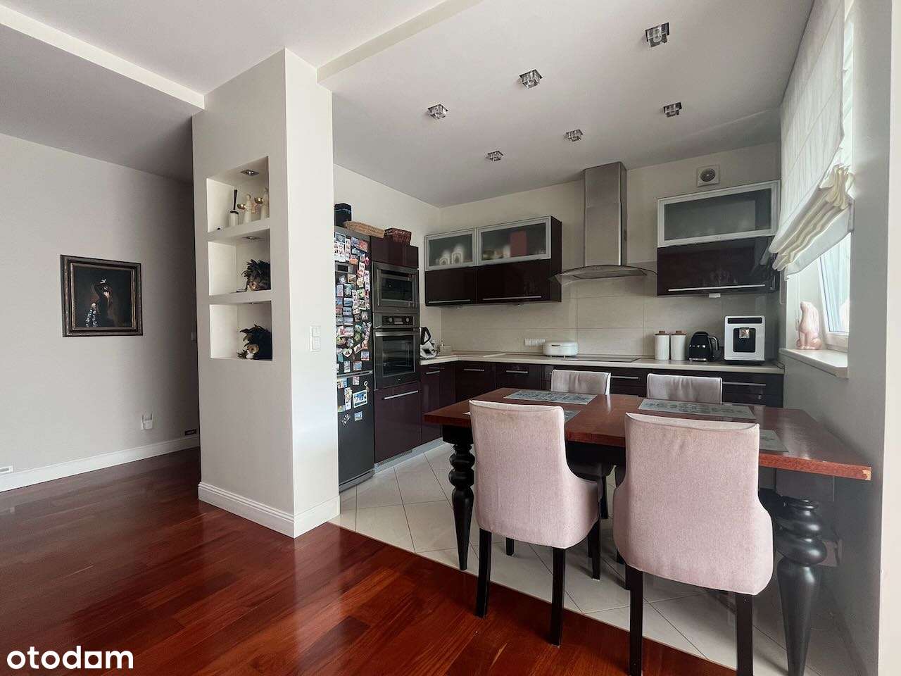 3 pok. pełne wyposażenie, wys. standard, garaż + komórka-0