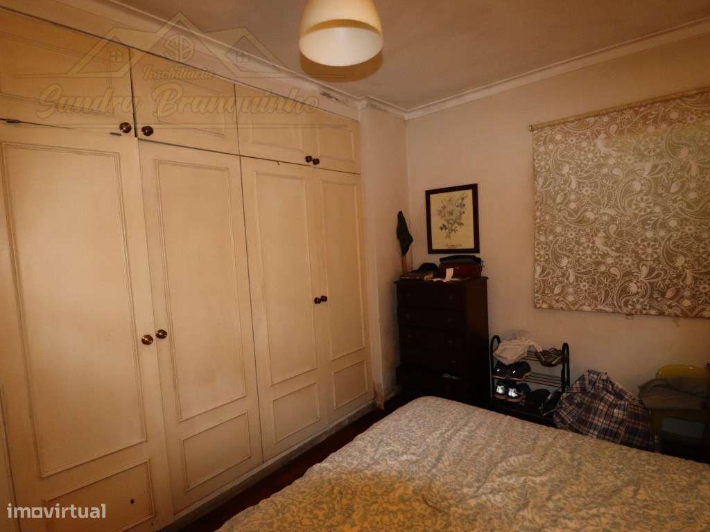 Moradia T4 com Logradouro e Garagem-6