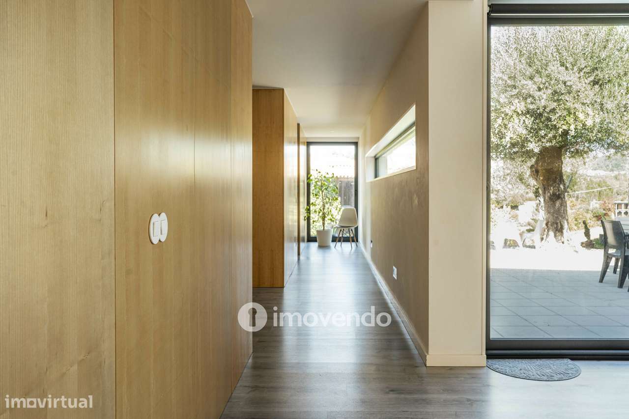 Moradia T3 única, mobilada e equipada, em Cabeceiras de Basto-17