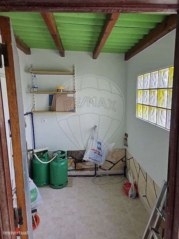 Moradia T2 para venda-23