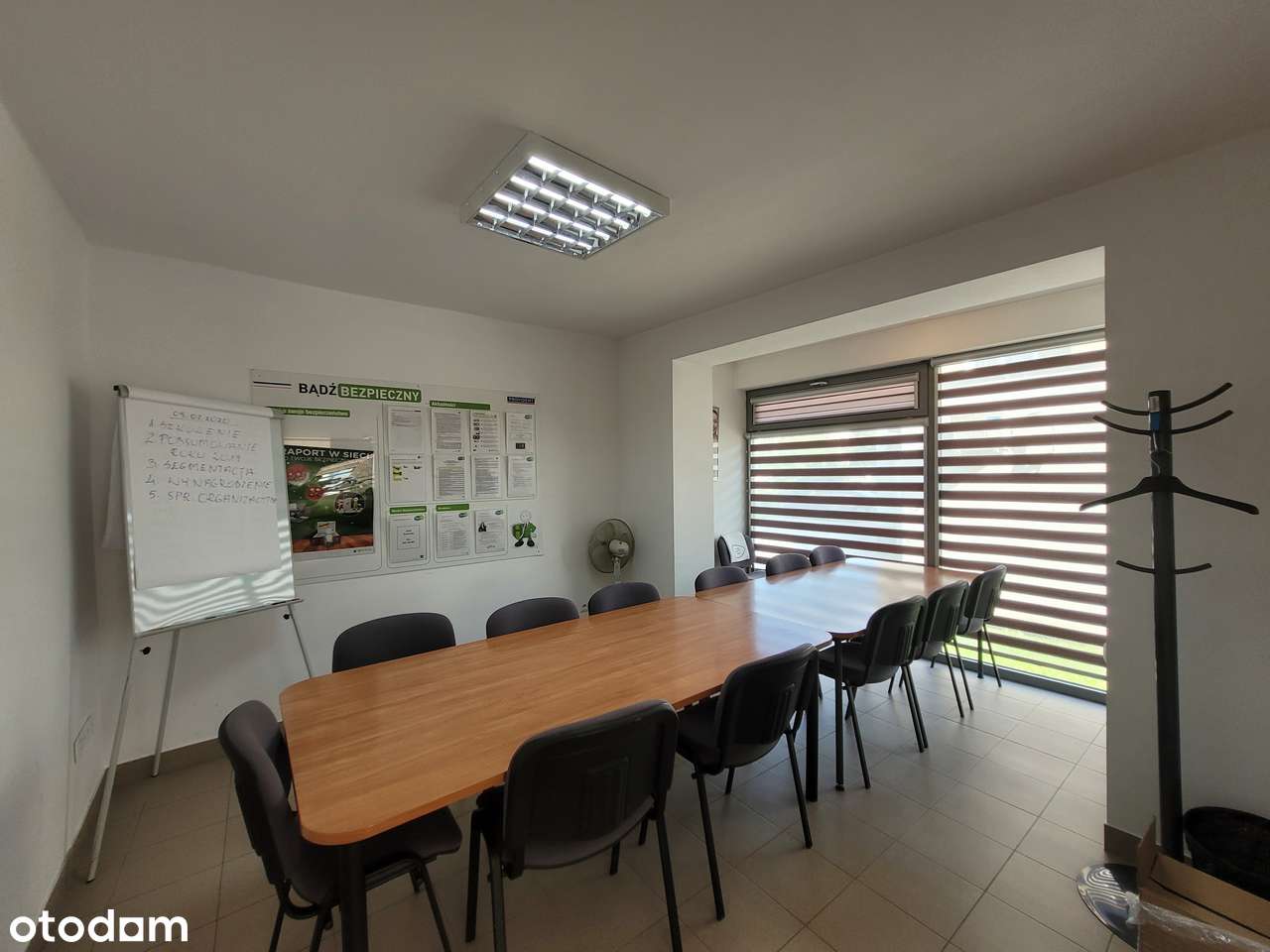 Lokal użytkowy 60m2 w centrum miasta tuż przy rynku (Nysa - Celna) - Pełny obrazek: 4/11