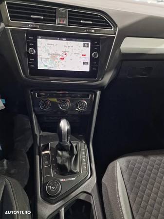 Volkswagen Tiguan 2.0 TDI 4Mot DSG Comfortline - 11