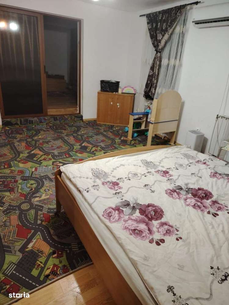 Casa compusa din 2 apartamente - Imagine principală: 3/7