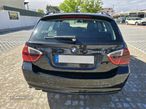 BMW 320 d Touring Exclusive - 4