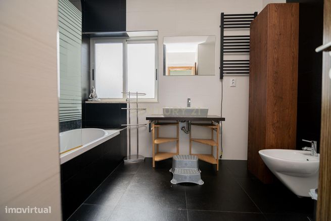 NAO PERCA ESTA GRANDE OPORTUNIDADE! FABULOSA MORADIA MODERNA DE LUXO V-18