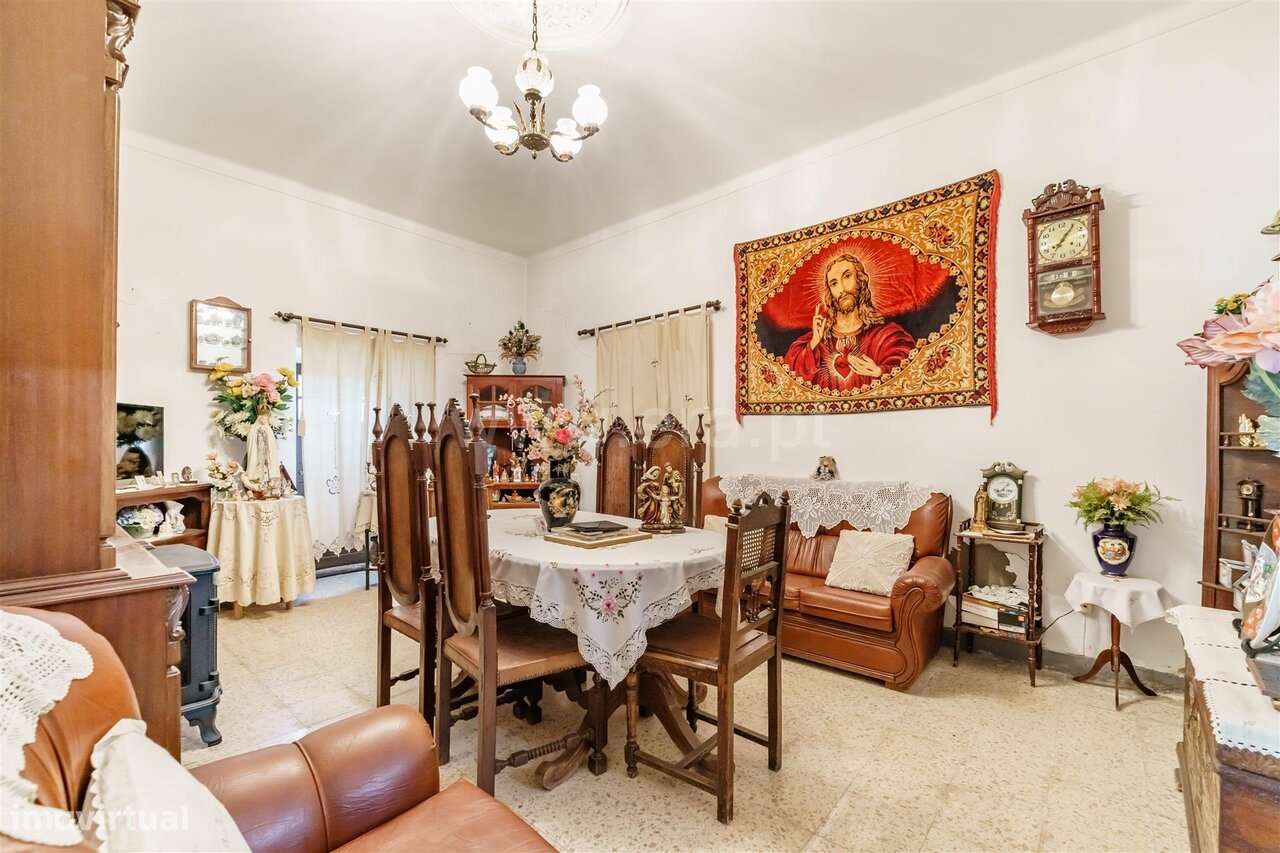 Moradia Geminada T4 / Fundão, Póvoa de Atalaia e Atalaia do Campo - Grande imagem: 4/20