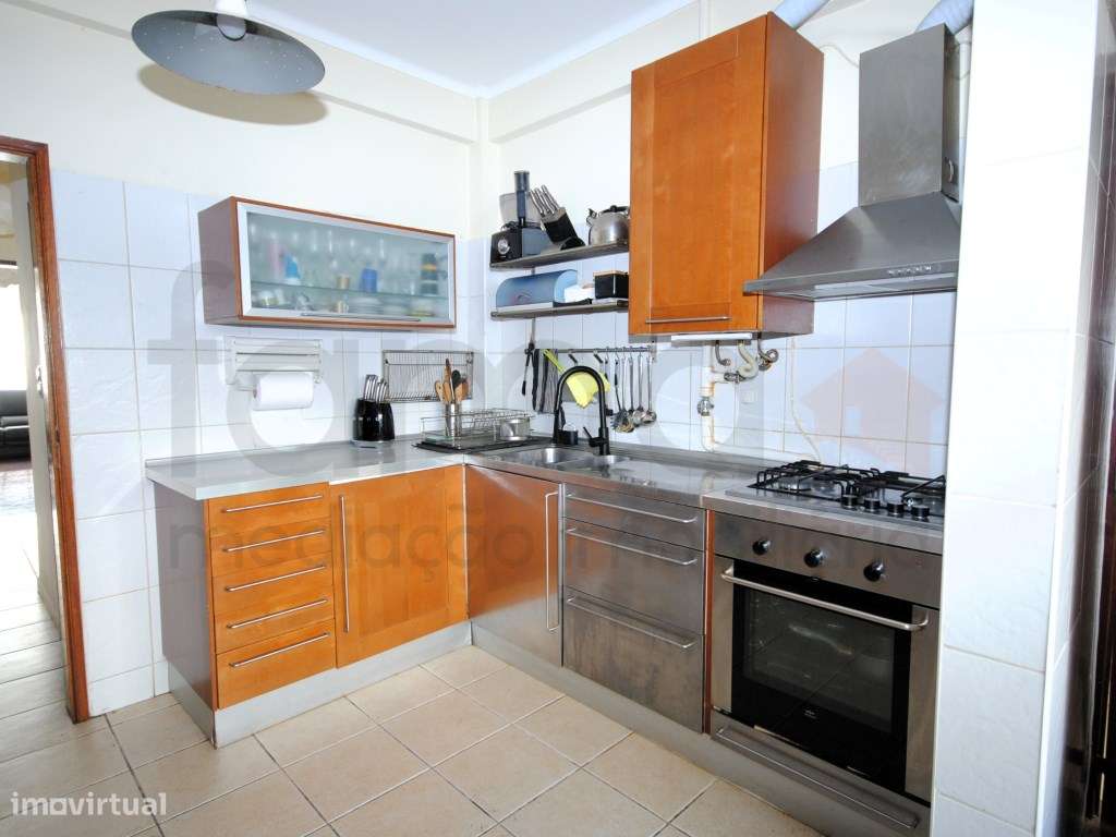 **Oportunidade Única: Moradia T6 à Venda!**-22