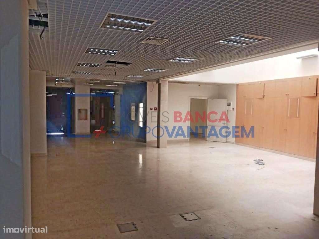 Prédio Comercial, Portel - Grande imagem: 4/9