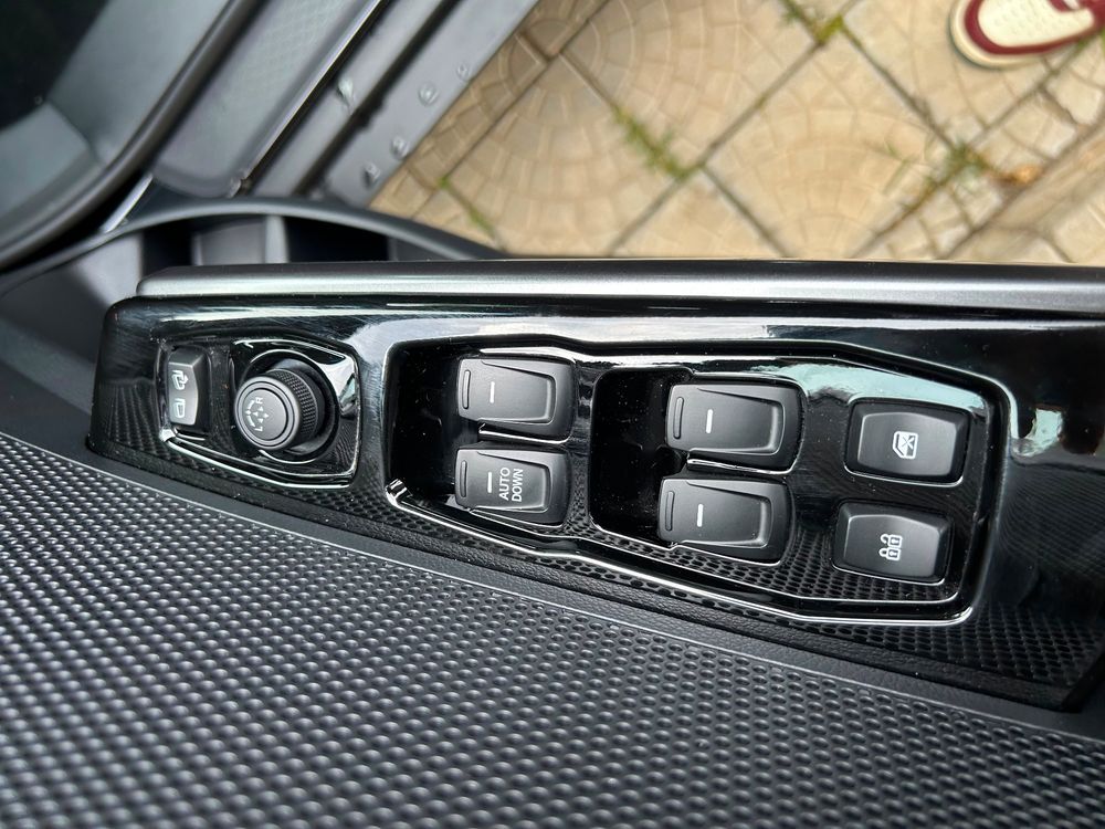 KG Mobility Tivoli - foto 16