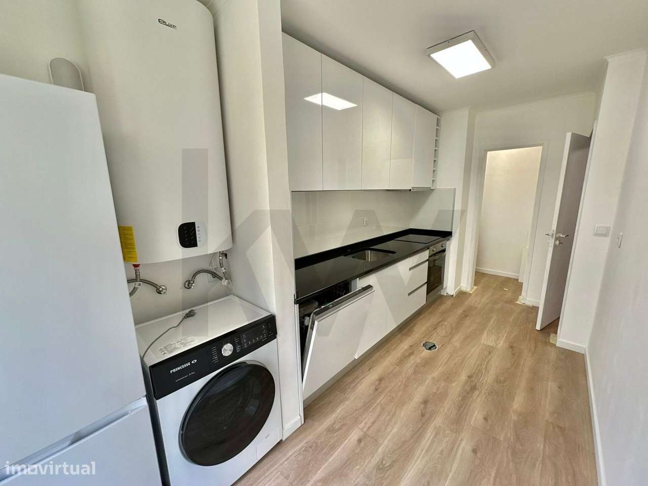 Apartamento T2 Totalmente Remodelado – Avenida da Madalena - Funchal - Grande imagem: 3/18