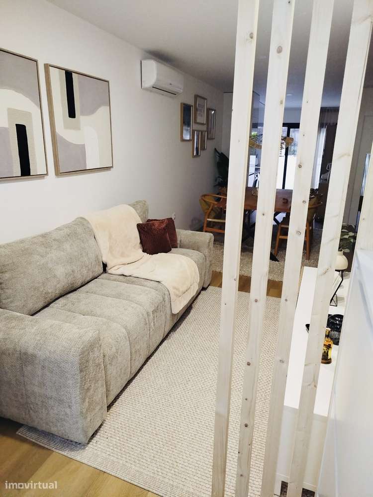 Moradia T2 térrea como nova-5